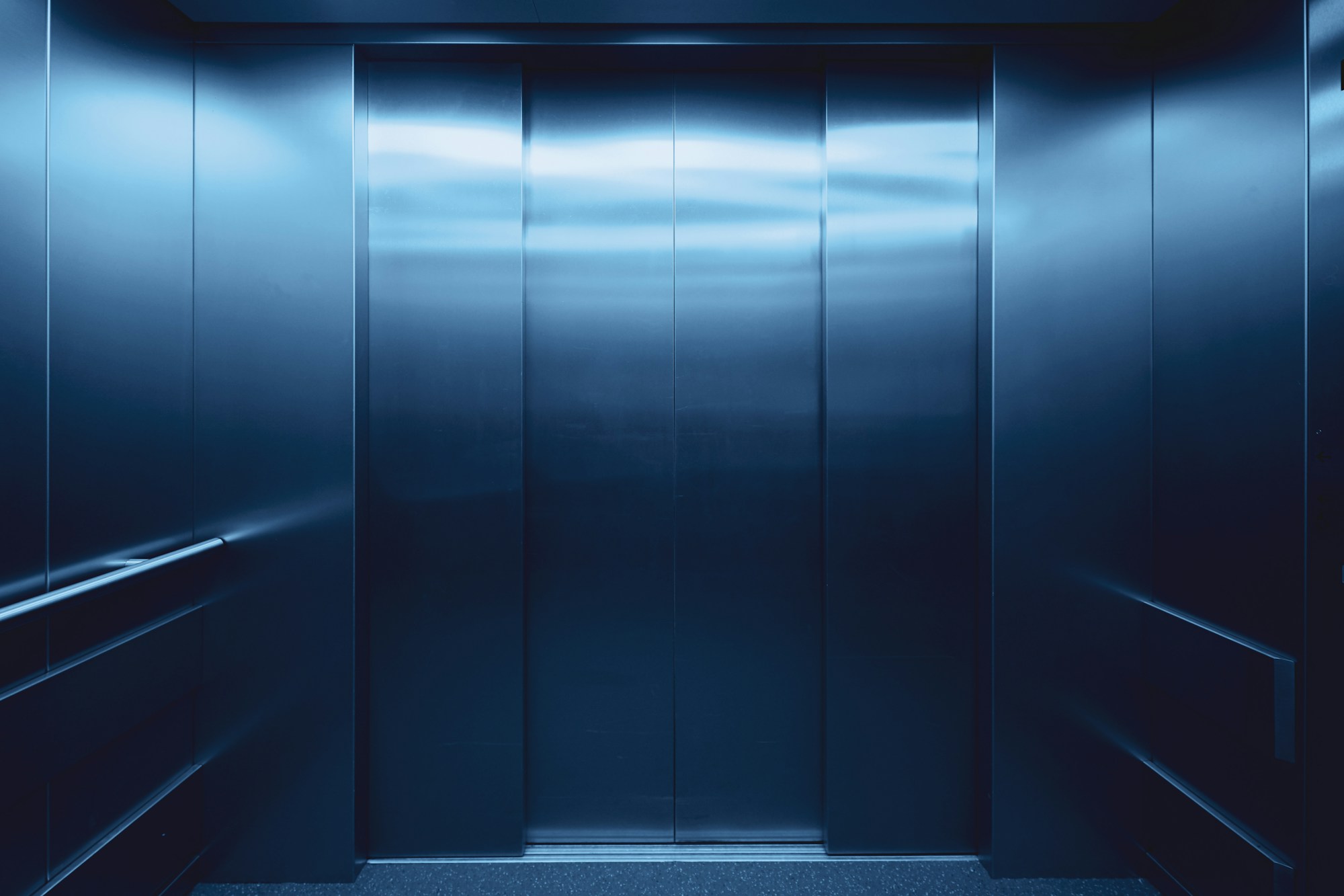 Savremeni lift